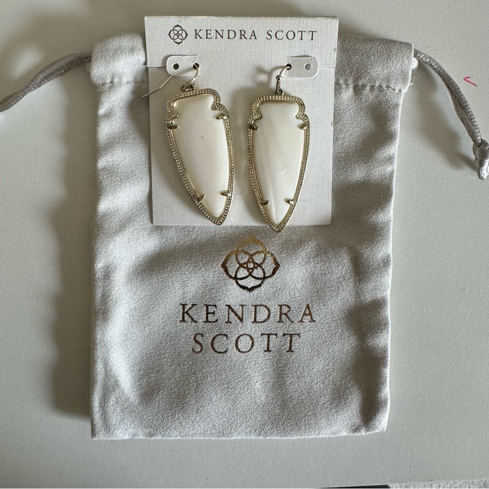 Kendra Scott white and gold drop earrings